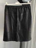 MINIMUM leren rok mt42 - zo goed als nieuw!, Kleding | Dames, Rokken, Zwart, Maat 42/44 (L), Ophalen of Verzenden, Zo goed als nieuw