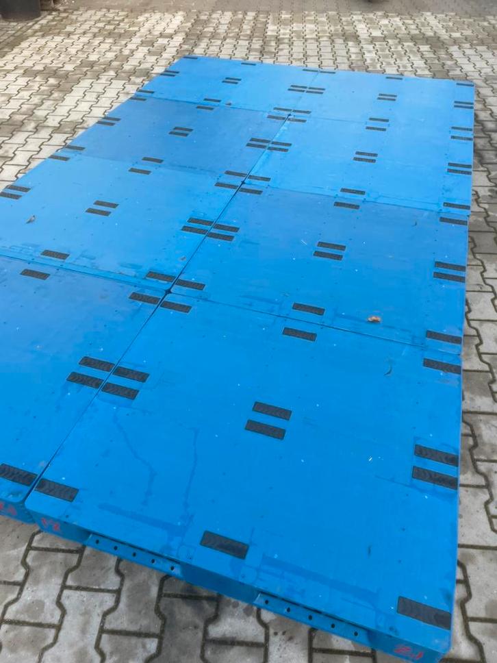 Te koop partij stevige dichte kunstof plastic pallet vlonder, Caravans en Kamperen, Caravan accessoires, Zo goed als nieuw, Ophalen