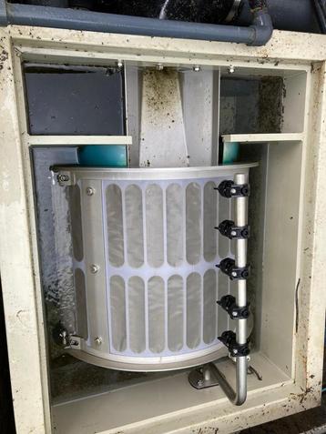 Vijver apparatuur + vissen beschikbaar voor biedingen