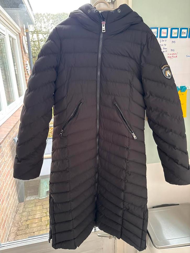 Superdry Lange Jas - Maat 44 (valt als L), Kleding | Dames, Jassen | Winter, Zo goed als nieuw, Maat 42/44 (L), Zwart, Ophalen of Verzenden