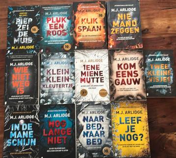 13x M.J. Arlidge - Helen Grace serie beschikbaar voor biedingen