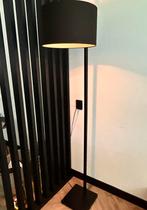 Vloerlamp (hoog! 1.82m), Huis en Inrichting, Lampen | Vloerlampen, Industrieel, 150 tot 200 cm, Metaal, Zo goed als nieuw