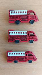 3 gave knopen: brandweerauto, Ophalen of Verzenden, Nieuw, Knoop of Knopen