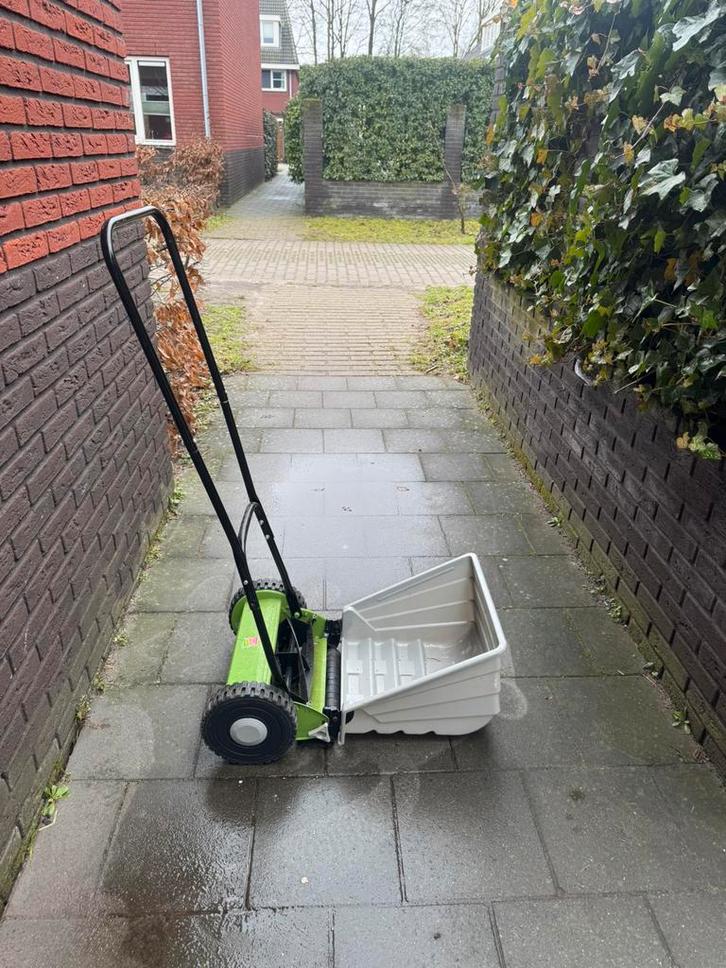 Central park handgrasmaaier met opvangbak!, Tuin en Terras, Grasmaaiers, Zo goed als nieuw, Handgrasmaaier, Minder dan 30 cm, Kooimesmaaier