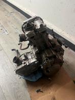 V storm 650 motorblok, Ophalen