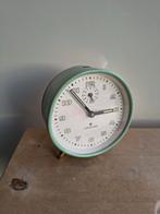 Prachtige vintage mintgroene wekker tafelklok retro Junghans, Ophalen of Verzenden