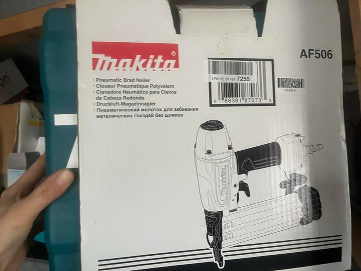 Makita AF506 Brad Nailer - Nieuw in doos!, Doe-het-zelf en Verbouw, Gereedschap | Handgereedschap, Nieuw, Ophalen of Verzenden