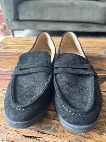 Zwarte loafers maat 39 (nauwelijks gedragen) beschikbaar voor biedingen