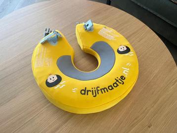 Drijfmaatje babyfloat voor in bad of zwembad beschikbaar voor biedingen