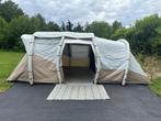 Te huur: quechua 6.3 opblaastent, 6 pers, fresh en black, Ophalen, Zo goed als nieuw, Tot en met 6