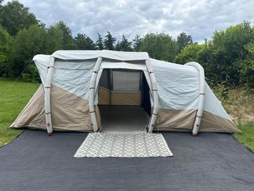 Te huur: quechua 6.3 opblaastent, 6 pers, fresh en black beschikbaar voor biedingen