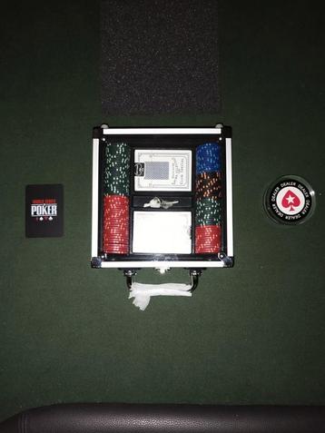 Cartamundi Travel pokerset Customize able beschikbaar voor biedingen