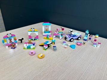 LEGO Friends Sets - Puppy Verzorgplek, Speeltuin, Taartjes beschikbaar voor biedingen