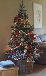 Besneeuwde kunstkerstboom  1.80 hoog, Diversen, Kerst, Ophalen of Verzenden, Zo goed als nieuw
