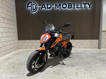 KTM 790 Duke ABS 105PK Tanktas CrashBobbin Dealeronderhouden beschikbaar voor biedingen