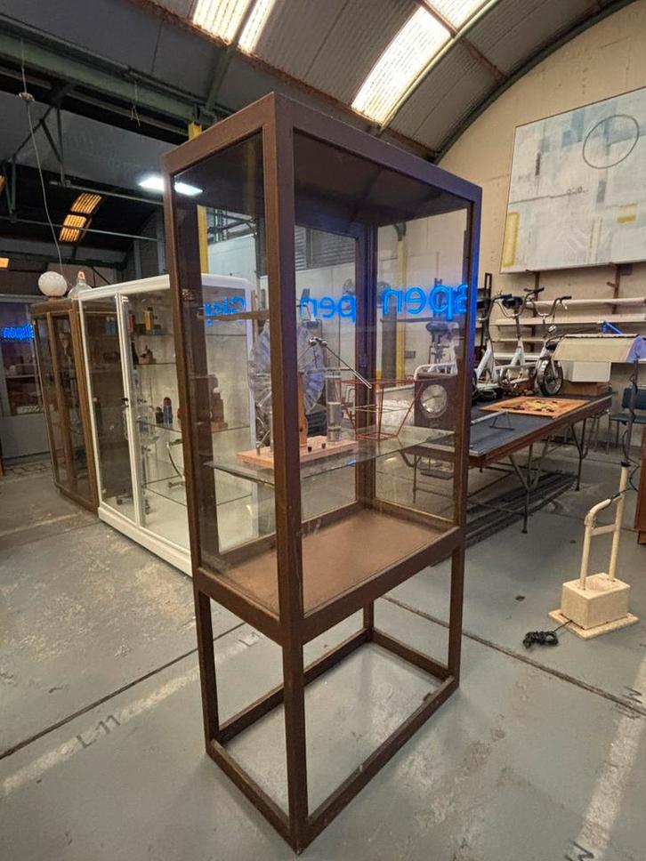 Antieke vitrinekast, Antiek en Kunst, Antiek | Meubels | Kasten, Ophalen