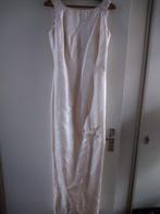 Hele mooie slanke bruidsjurk met omslagdoek, Kleding | Dames, Gelegenheidskleding, Galajurk, Wit, Ophalen of Verzenden, Maat 34 (XS) of kleiner