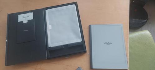 Remarkable 2 + holder, Computers en Software, E-readers, Zo goed als nieuw, 10 inch of meer, 8 GB, Touchscreen, Wi-Fi, Ophalen of Verzenden