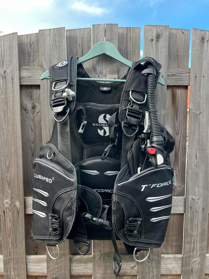 Scubapro T-Force - trimvest - maat MEDIUM, Watersport en Boten, Duiken, Gebruikt, Trimvest of Wing, Ophalen of Verzenden
