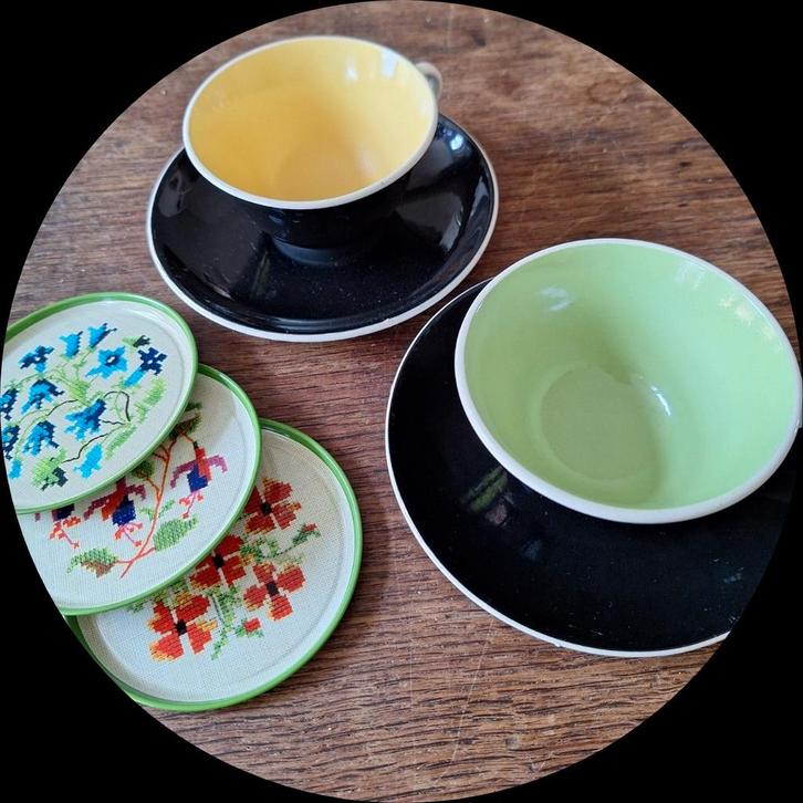 2 Antieke Digoin Sarreguemines kop en schotels, Antiek en Kunst, Antiek | Servies los, Ophalen of Verzenden