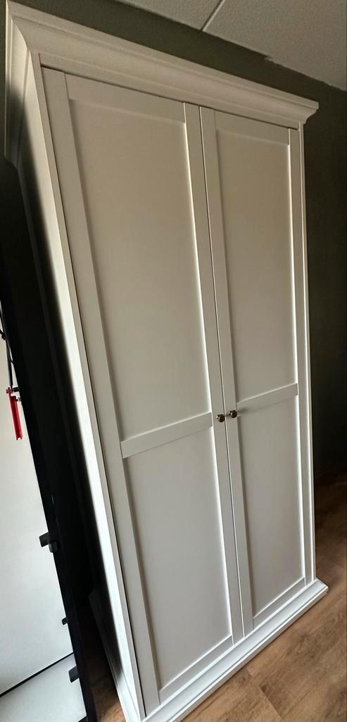 Witte kledingkast met deuren, Huis en Inrichting, Kasten | Kledingkasten, Zo goed als nieuw, 150 tot 200 cm, 100 tot 150 cm, 50 tot 75 cm