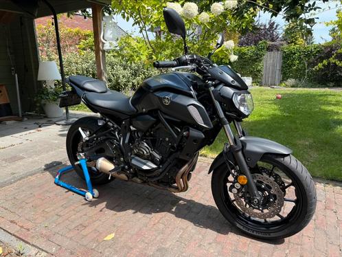 Yamaha MT-07 35kw a2 tech black, Motoren, Motoren | Yamaha, Particulier, Naked bike, 12 t/m 35 kW, 2 cilinders, Minimaal motorrijbewijs A2