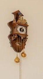 klassieke wandklok, Antiek en Kunst, Antiek | Klokken, Ophalen of Verzenden