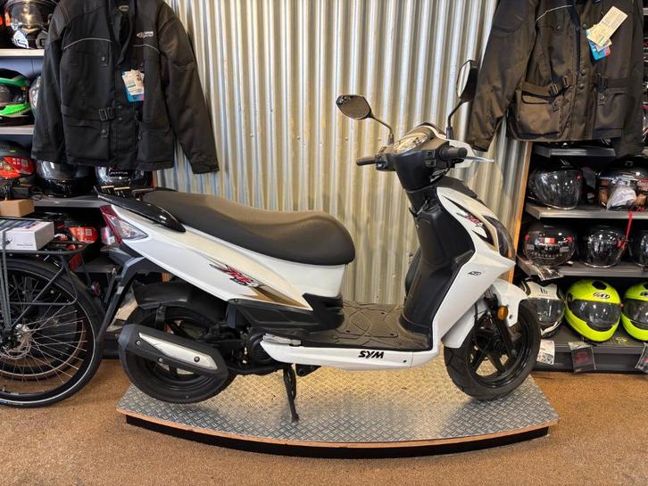 Sym Jet 4 45km, Fietsen en Brommers, Scooters | SYM, Gebruikt, Overige modellen, Maximaal 45 km/u, Benzine, Ophalen of Verzenden