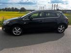 Moet weg! Opel Astra 1.4 Turbo 88KW 5D 2012 Zwart, Auto's, Voorwielaandrijving, Euro 5, Stof, 4 cilinders