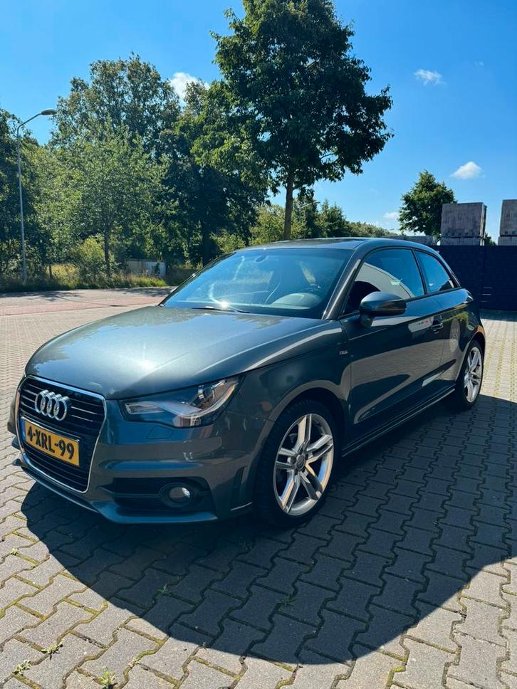 Audi A1 S line 1.6TDI 66KW 2014 Grijs, Auto's, Audi, Particulier, A1, Airbags, Airconditioning, Alarm, Bluetooth, Cruise Control