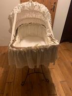 Grote, rotan wieg met matrasje, Kinderen en Baby's, Babywiegjes en Ledikanten, Ophalen, Gebruikt, Wieg