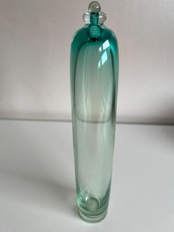 Vintage Nederlands Glazen Tube Vaas met Stop Watergroen 50’s beschikbaar voor biedingen
