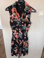 Zwarte bloemenjurk van K Design - Maat S, Kleding | Dames, Zwart, Ophalen of Verzenden, Zo goed als nieuw, Maat 36 (S)