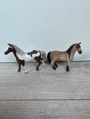 Schleich paarden set beschikbaar voor biedingen