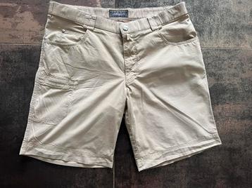 Meyer short korte heren broek zand kleur kaki  beschikbaar voor biedingen