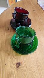 Vintage kop en schotels uit de serie Arcoroc jaren 70, Huis en Inrichting, Keuken | Servies, Ophalen of Verzenden, Overige stijlen