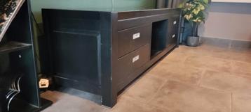 Gratis op te halen in Roosendaal,  zwart dressoir