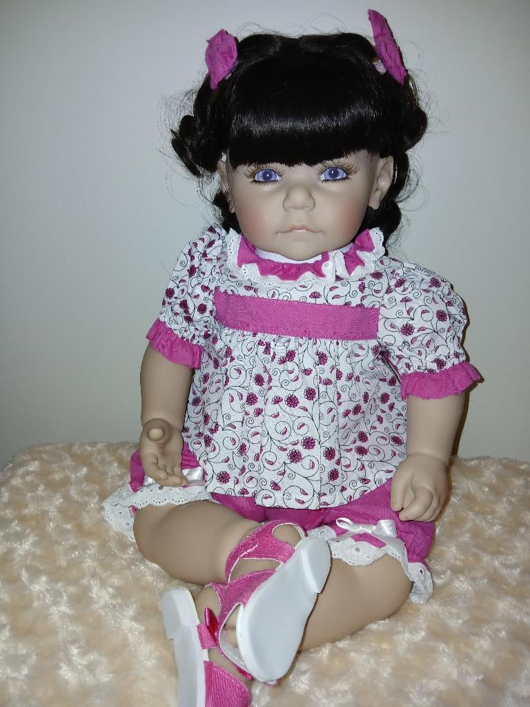 Schattige Toddler, Verzenden, Zo goed als nieuw, Pop