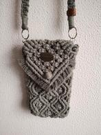 Macramé telefoontasje. Sisters Forever., Ophalen of Verzenden, Nieuw