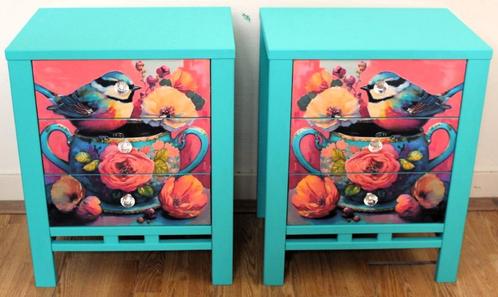 2 Blauwe nachtkastjes, lades, vogel, bloemen, eclectisch, Huis en Inrichting, Slaapkamer | Boxsprings, Zo goed als nieuw, 180 cm