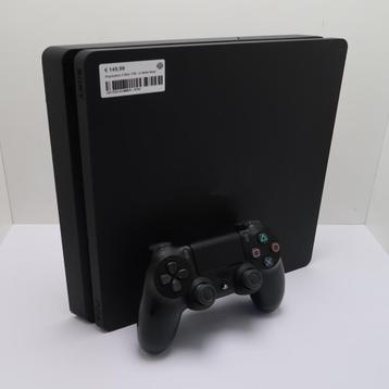 Playstation 4 Slim 1TB | in Nette Staat beschikbaar voor biedingen