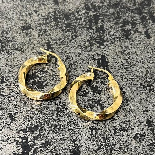 18 karaat gouden wokkels oorbellen nieuw, Sieraden, Tassen en Uiterlijk, Oorbellen, Ophalen of Verzenden