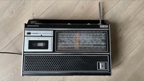 Grundig C6000 Automatic, Radio, wereldontvanger met cassette, Audio, Tv en Foto, Radio's, Gebruikt, Wereldontvanger, Ophalen of Verzenden