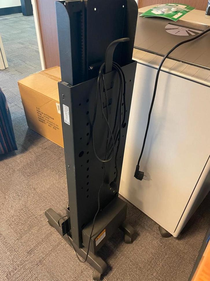 Venset TS750 TV Lift - Perfect voor Presentaties!, Audio, Tv en Foto, Televisie-accessoires, Zo goed als nieuw, Ophalen of Verzenden