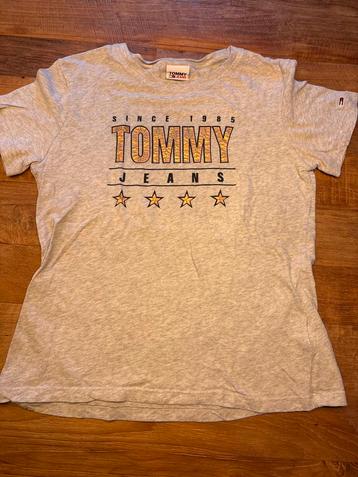 Tommy Jeans T-shirt XS beschikbaar voor biedingen
