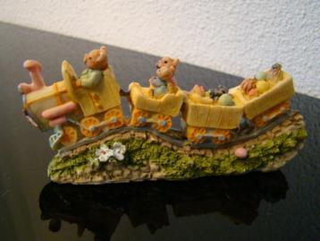 Lief treintje met beertjes / superlief beschikbaar voor biedingen