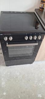 Etna inductiekookplaat met oven, Witgoed en Apparatuur, Fornuizen, Ophalen, 4 kookzones, Zo goed als nieuw, Inductie