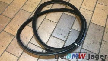 Deurrubber linksachter BMW 3 serie E46 touring beschikbaar voor biedingen