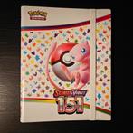 Pokémon 151 Map 9-Pocket Binder Kaarten Verzamelmap Mew - 1, Ophalen of Verzenden, Zo goed als nieuw, Losse kaart, Foil