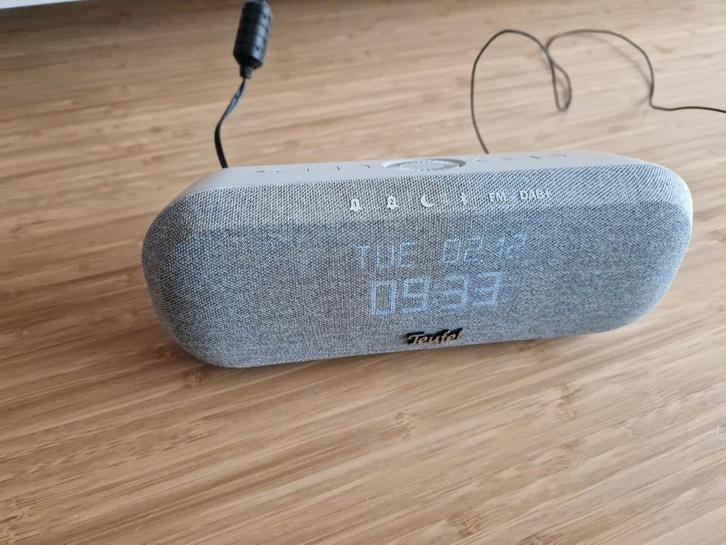 Teufel radio one  stereo, Witgoed en Apparatuur, Wekkers, Nieuw, Digitaal, Ophalen of Verzenden